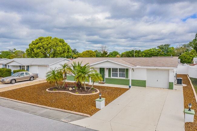 Photo - 7715 Sue Ellen Dr