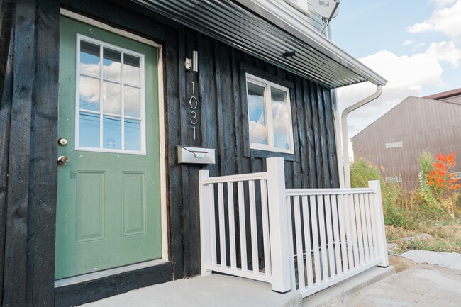 Photo - 1031 E Warrington Ave