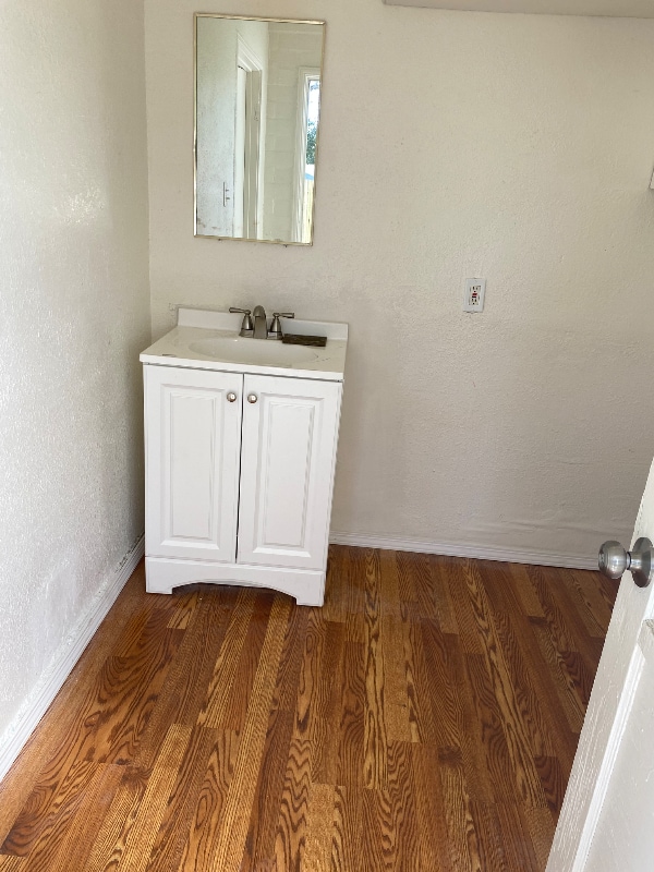 Photo - 15426 Monte St