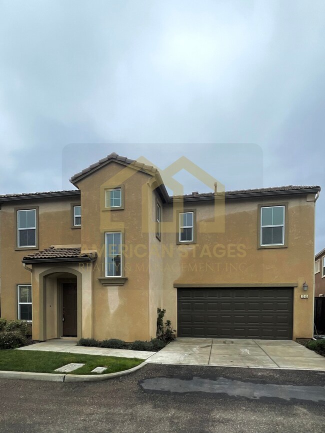 Photo - 1245 Meridian Way House