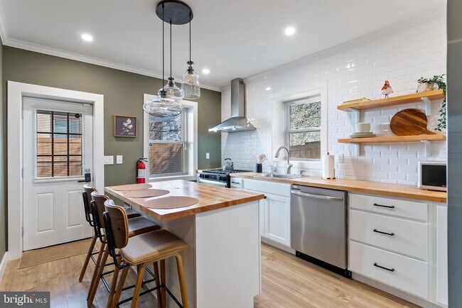 Photo - 1507 W Thompson St