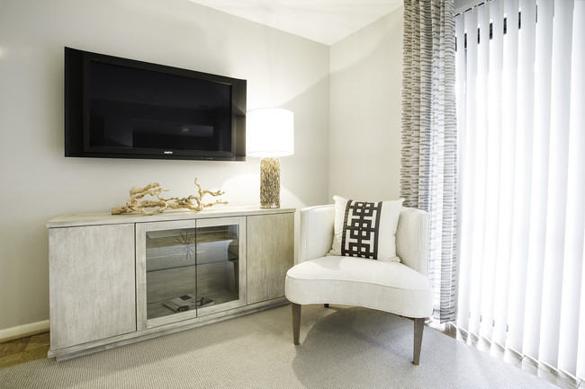Hickory Hill Apartments