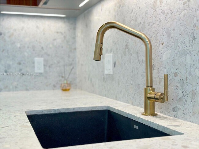 Photo - 2655 S Bayshore Dr Unit 405