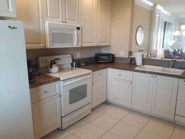 Photo - 4 Harbour Isle Dr E Unit Ph 4