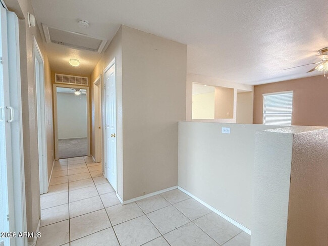 Photo - 1042 S Clancy Cir