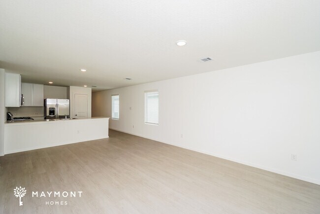 Photo - 546 Layne Overlook