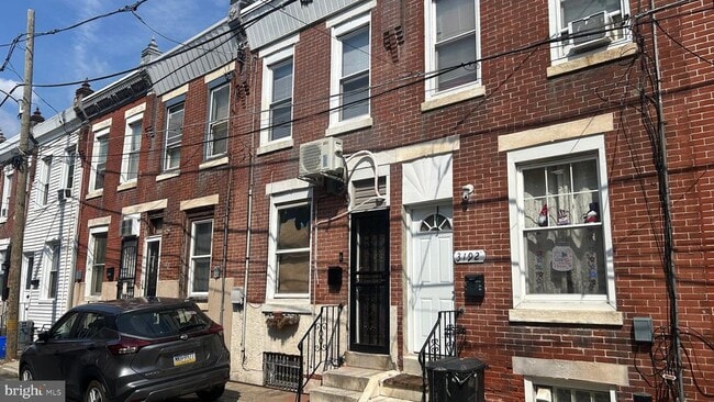 Building Photo - 3190 Weikel St Rental