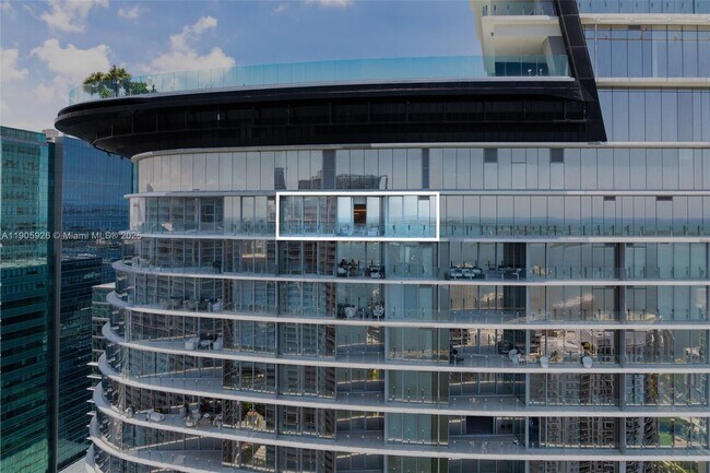 Photo - 300 Biscayne Blvd Way Unidad 5205W