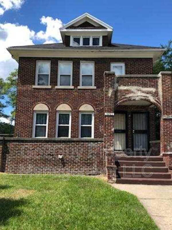 Building Photo - 14885 Holmur St Rental