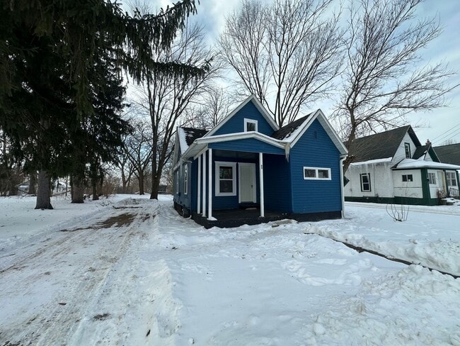 Photo - Two Bedroom One Bathroom Available in Battle Creek