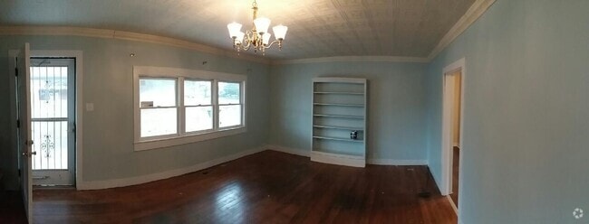 Building Photo - 25 Woodrow Ave Rental
