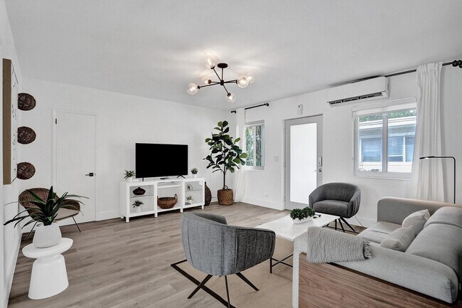 Photo - 1344 15th Terrace Unit SI ID1540514P