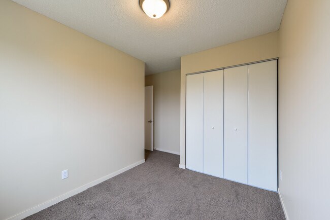 Photo - Castleridge Estates