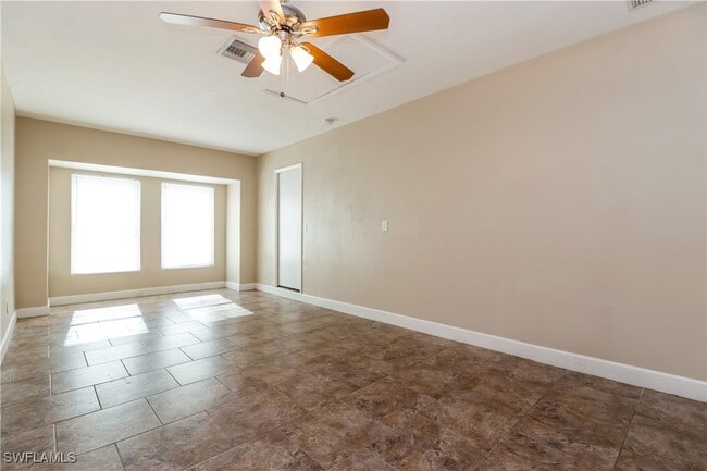 Photo - 18689 Miami Blvd