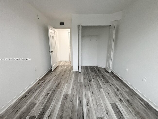 Photo - 655 SW 111th Way Unidad 201