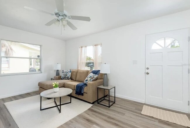 Photo - Housing Voucher Accepted: Charming 3-Bedro...