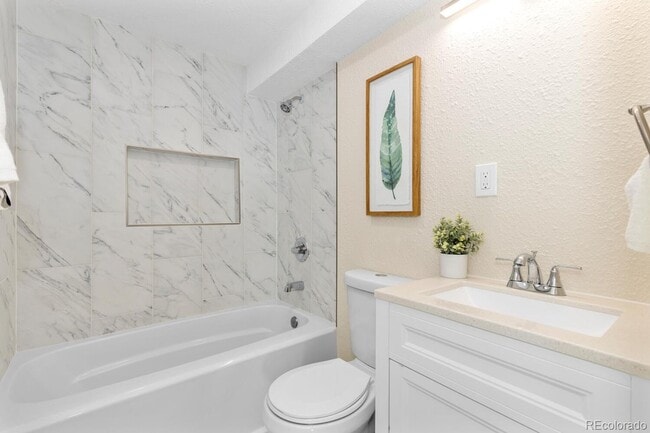 Photo - For Rent – Renovated 3 Bedroom Bungalow in Englewood