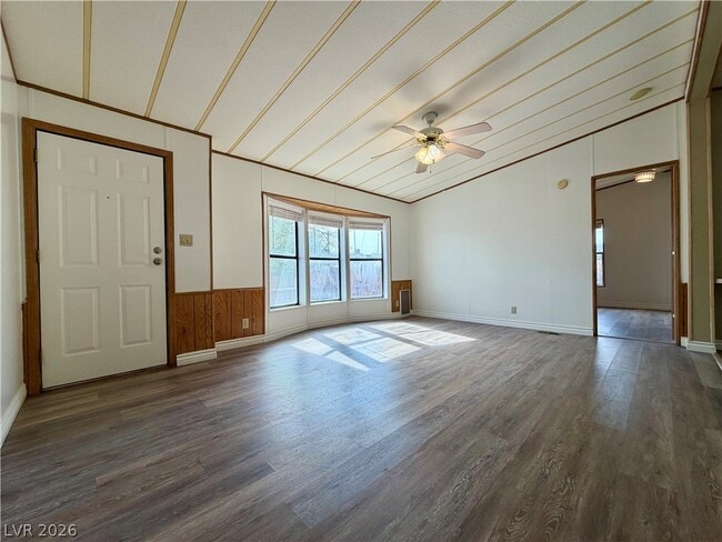 230 Shoshone Ln