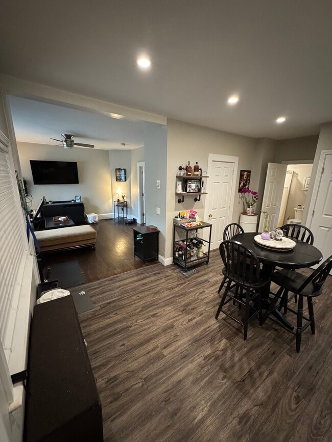 Photo - 39 Walnut St