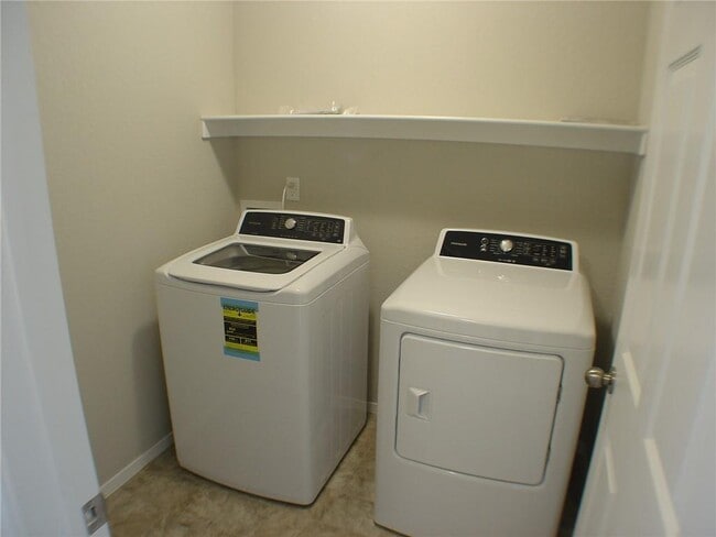 Photo - 704 NW 70th Ave