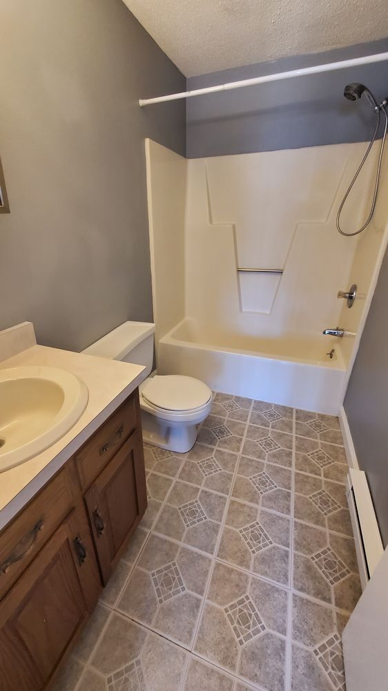 Photo - 134 W Main St