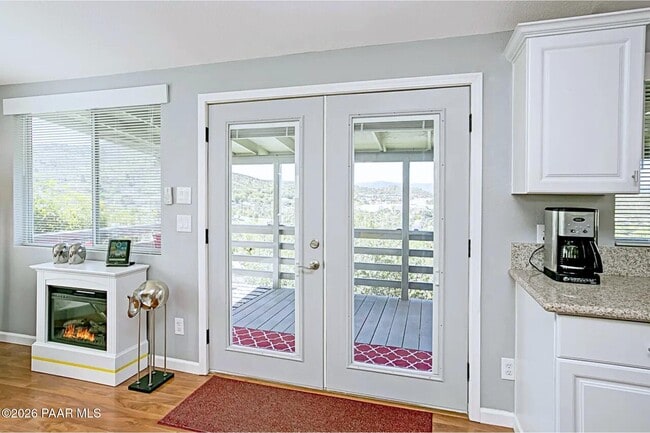 Photo - 2518 Hilltop Rd