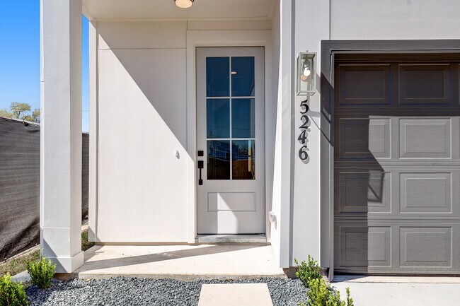 Photo - 5244 Texas St