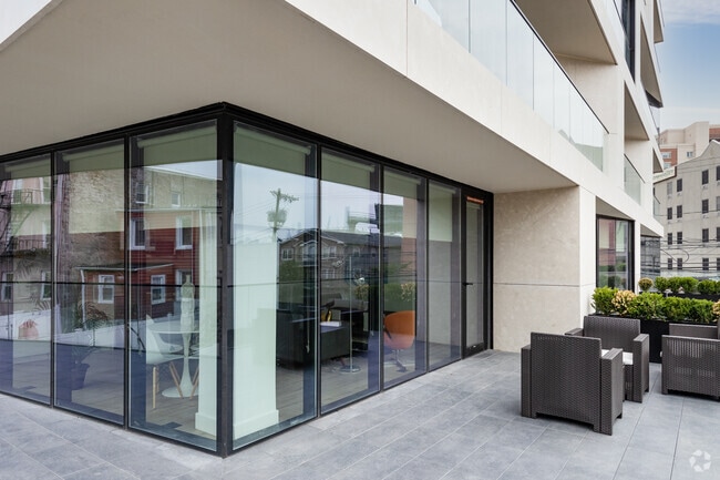 Balcón - 231 Hackensack Plank Rd