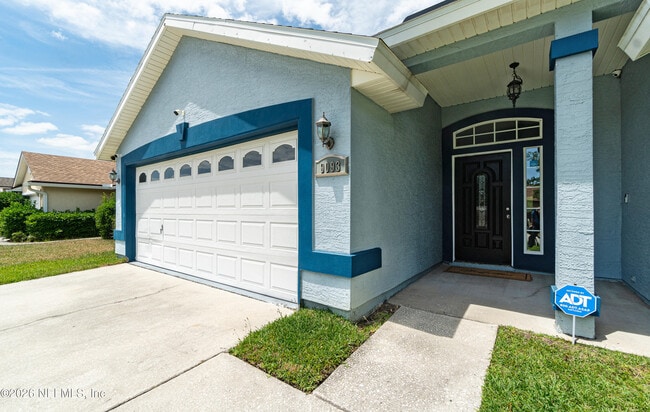 Photo - 9093 Fallsmill Dr