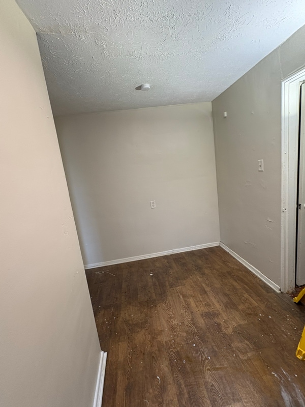 Photo - 14 W Victory Dr Unidad B