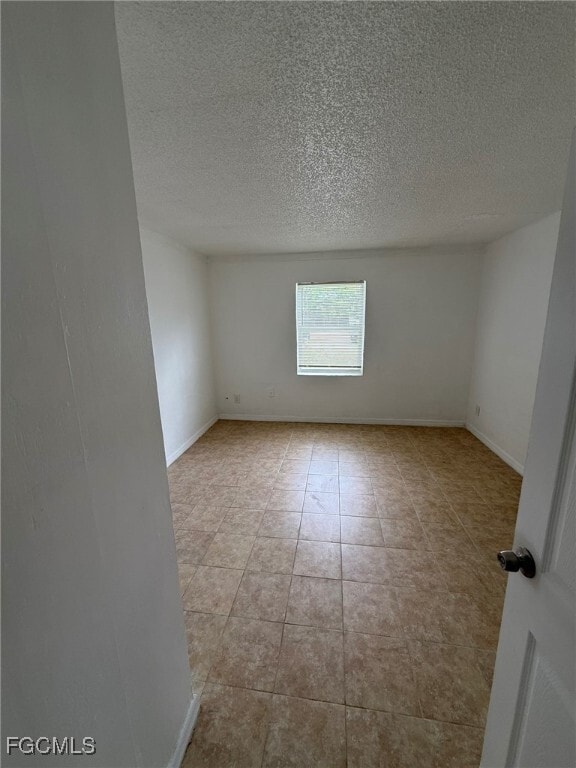 Building Photo - 3055 2nd St Rental