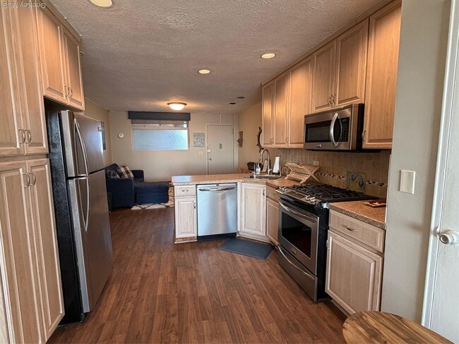 Photo - 830 Shore Rd Unidad 2O