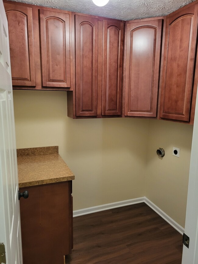 Photo - 4668 Eucalyptus Way