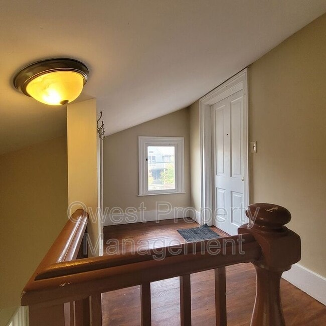 Photo - 221 Hollister Ave SE Unit #2