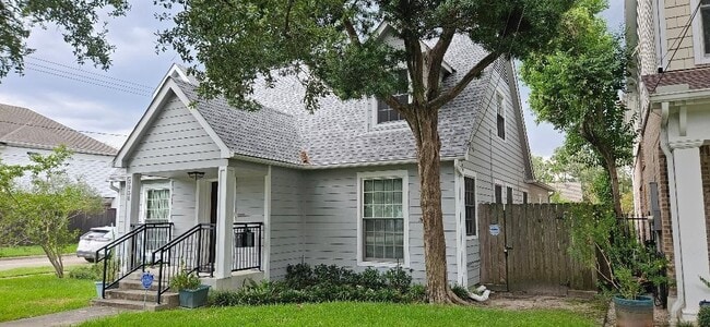 Photo - 3936 Case St