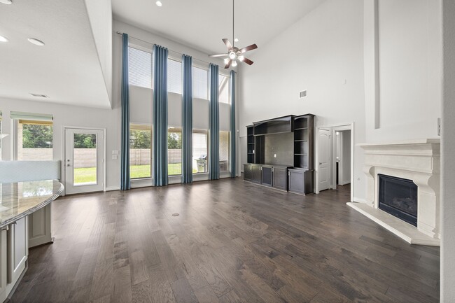 Photo - 3907 Pinecrest Peak Dr