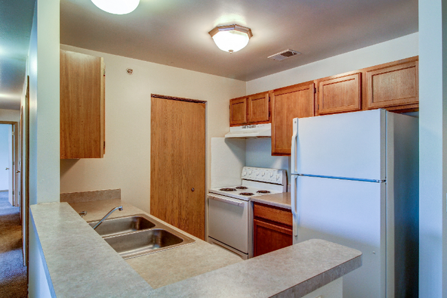 Photo - 2156 Raspberry Ct SE Apartment Unit 2156-L