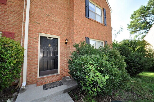 Photo - 1052 Westfield Trace