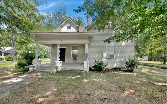 Building Photo - 500 22nd St E Unit B