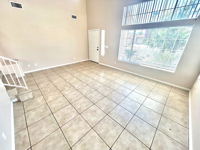 Photo - 2514 Quail Canyon Ave