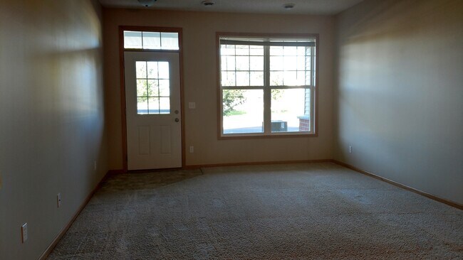 943 Willow Glen Dr