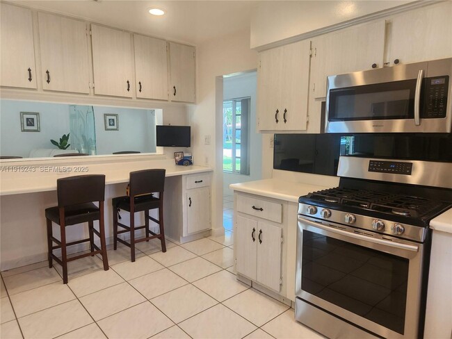 Photo - 1229 Jefferson St