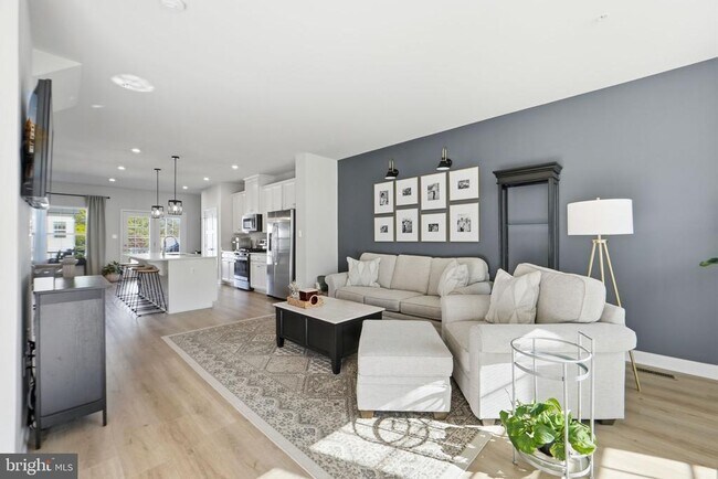 Photo - 223 Edwin Rd