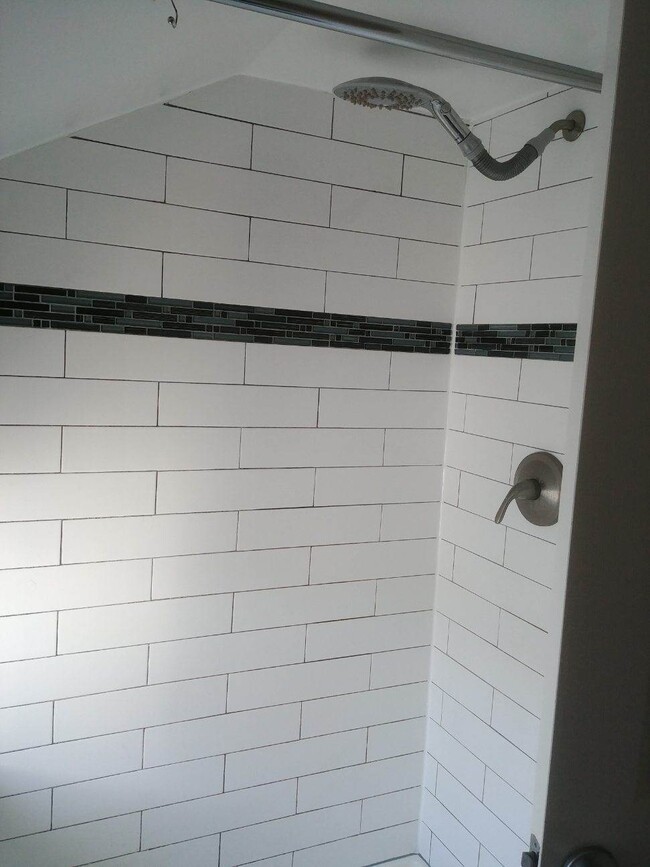 Photo - 110 E South St