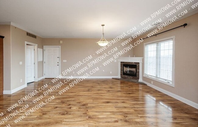 Photo - 14115 Airline Ave Unit 6