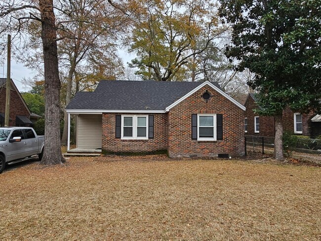 Building Photo - 29 Baker St