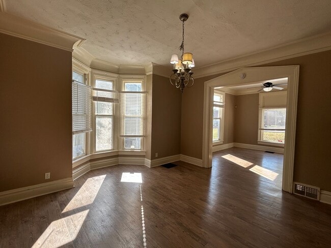 Photo - 3 Bedroom 1.5 bath home in Davenport