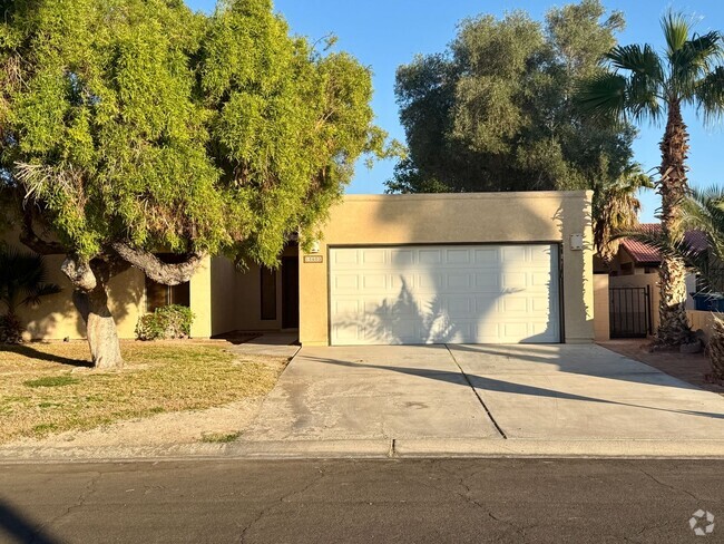 Building Photo - Rancho Del Oro Condo