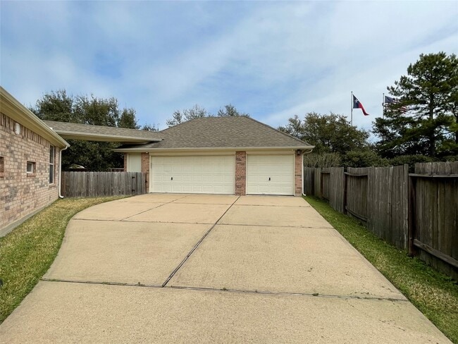 Photo - 17606 Mossy Brook Ct