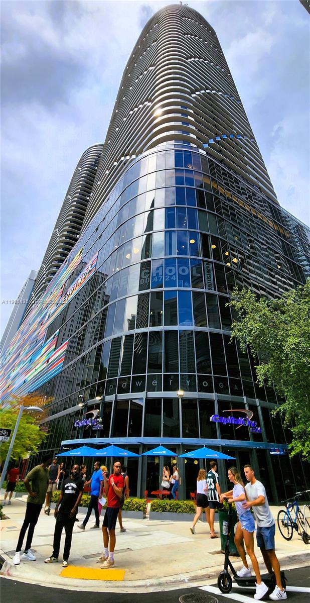 Photo - 45 SW 9th St Unidad 2108